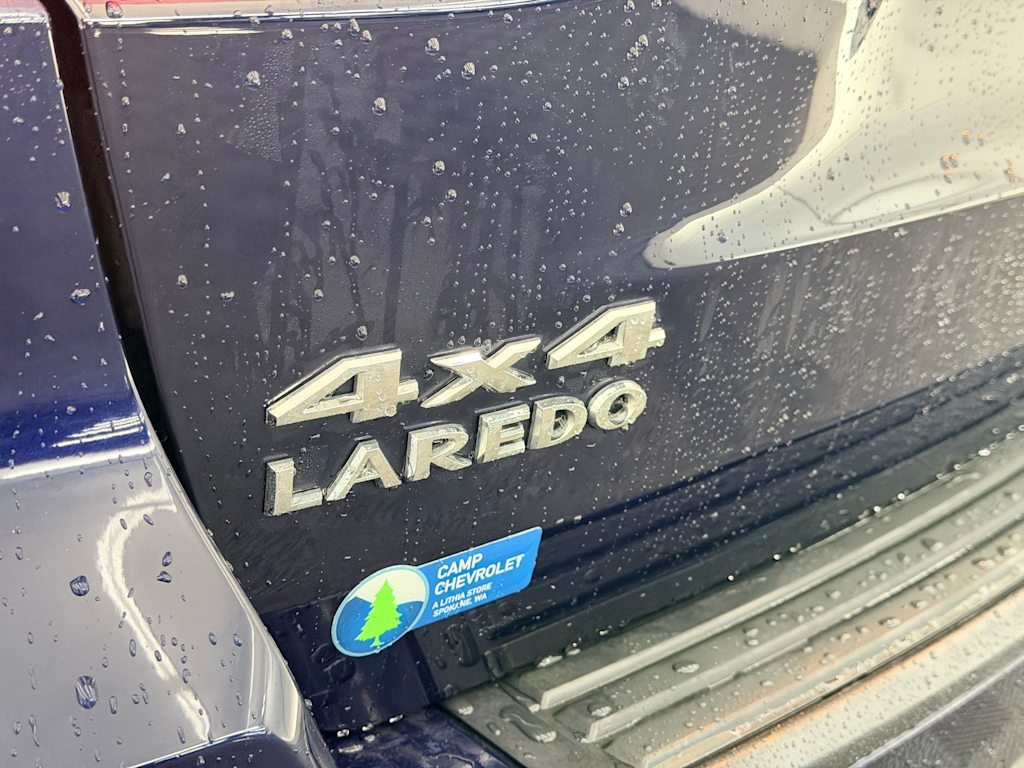 Thumbnail: 2012 Jeep Grand Cherokee - 25