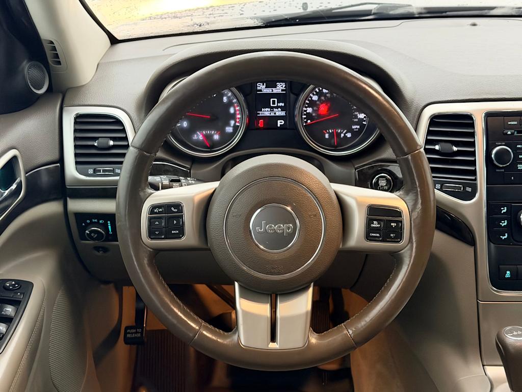 Thumbnail: 2012 Jeep Grand Cherokee - 14