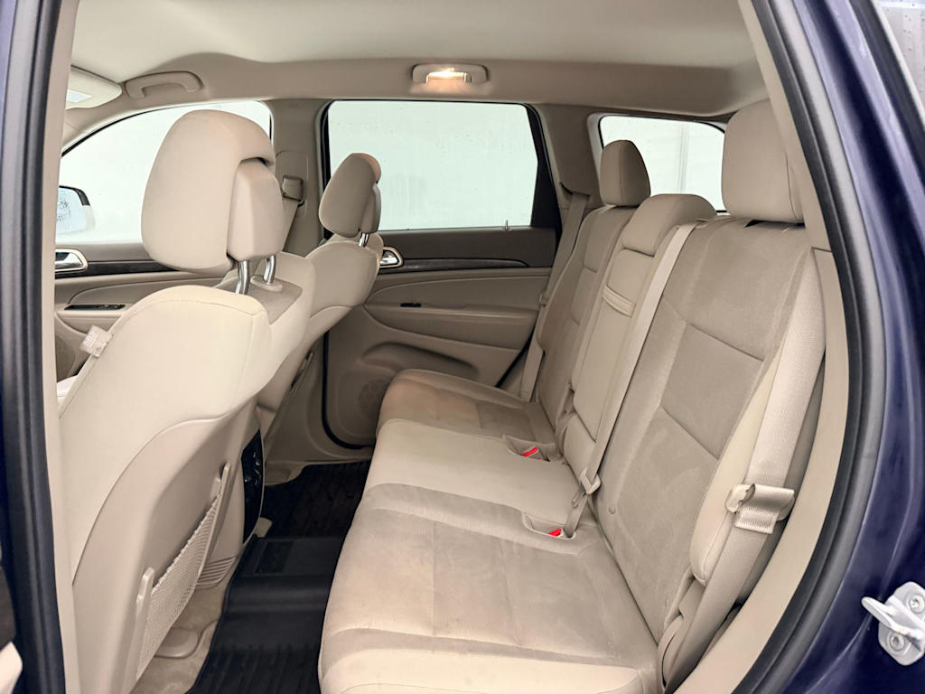 Thumbnail: 2012 Jeep Grand Cherokee - 27