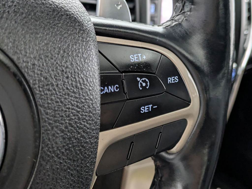 Thumbnail: 2014 Jeep Grand Cherokee - 32