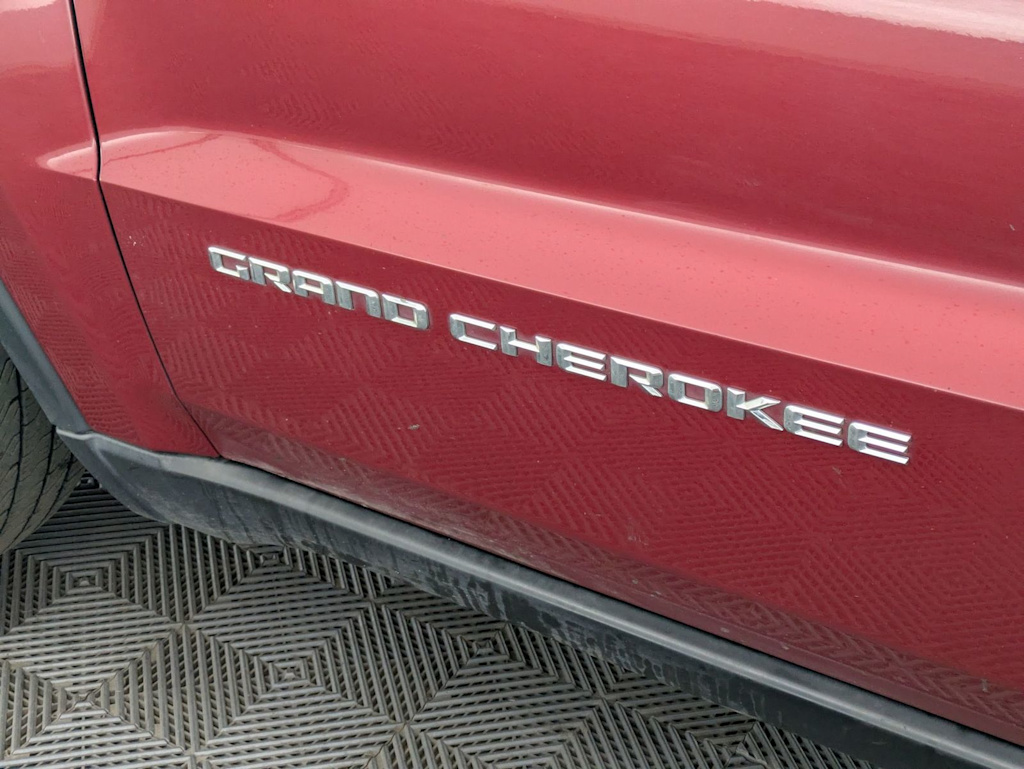 Thumbnail: 2014 Jeep Grand Cherokee - 7