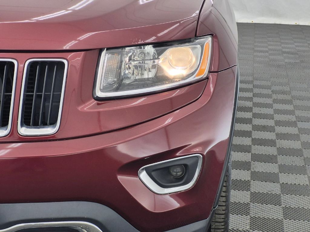 Thumbnail: 2016 Jeep Grand Cherokee - 23