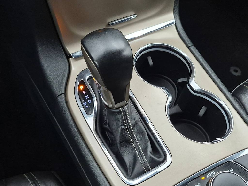 Thumbnail: 2016 Jeep Grand Cherokee - 16