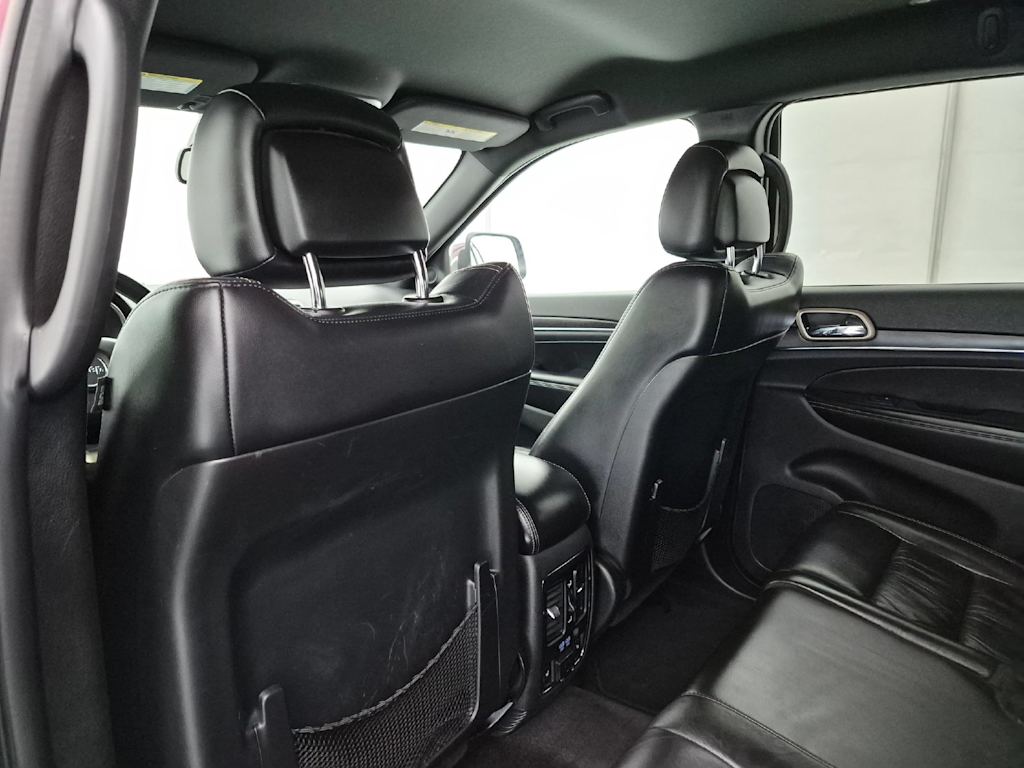 Thumbnail: 2016 Jeep Grand Cherokee - 13
