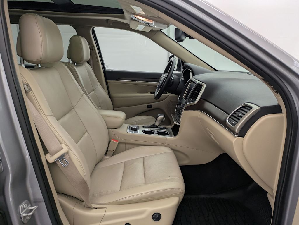 2016 Jeep Grand Cherokee Limited Edition 12