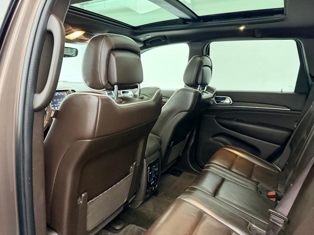 Thumbnail: 2018 Jeep Grand Cherokee - 13