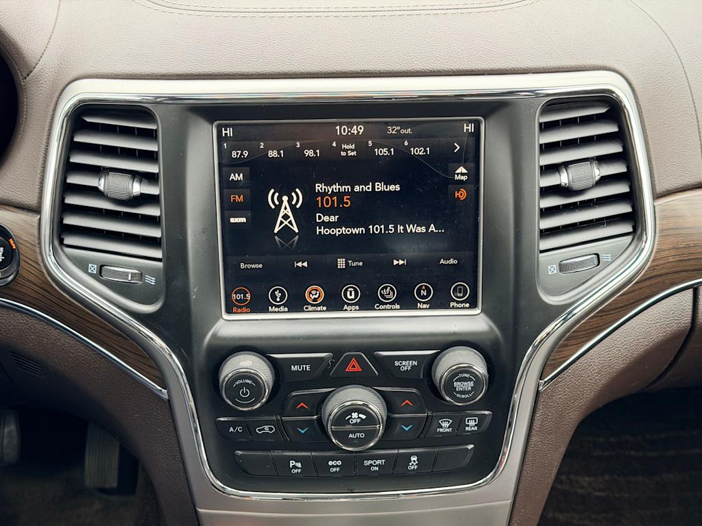 Thumbnail: 2018 Jeep Grand Cherokee - 15