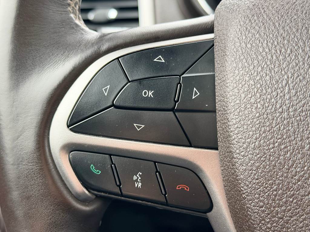 Thumbnail: 2018 Jeep Grand Cherokee - 31