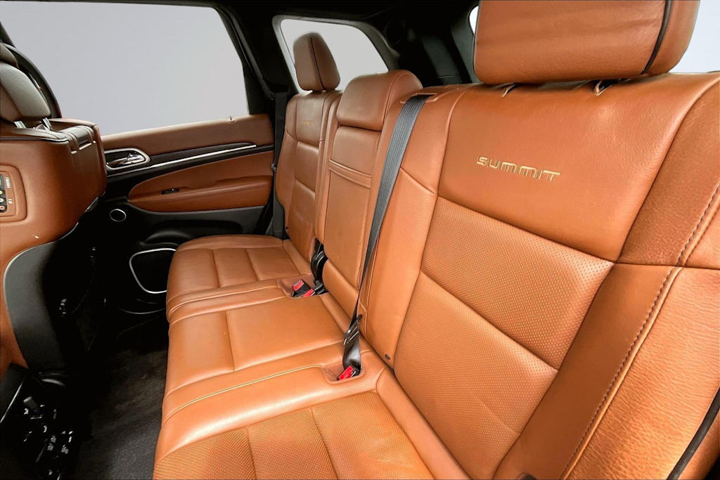 Thumbnail: 2018 Jeep Grand Cherokee - 13