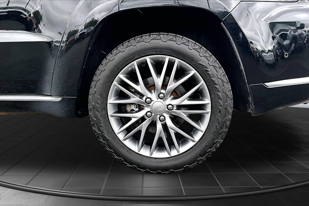 Thumbnail: 2018 Jeep Grand Cherokee - 35