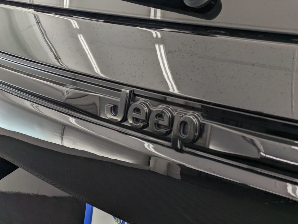 Thumbnail: 2024 Jeep Grand Cherokee - 24