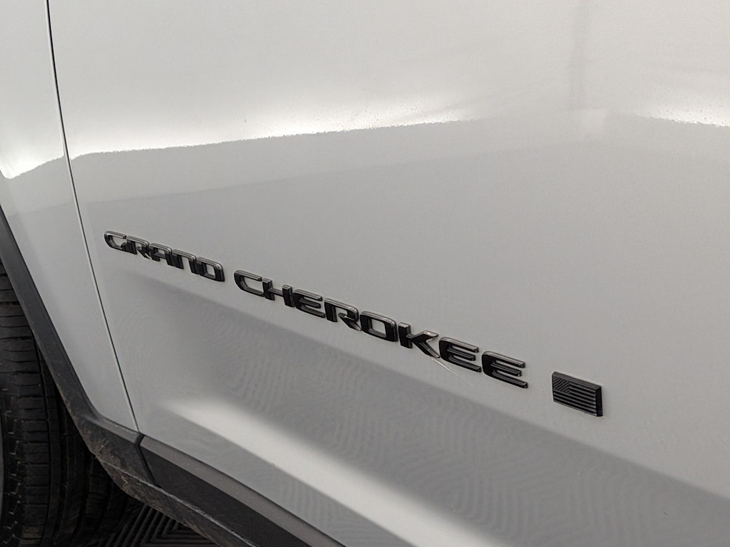 Thumbnail: 2024 Jeep Grand Cherokee L - 25