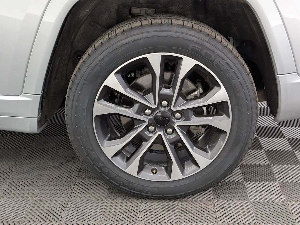 Thumbnail: 2024 Jeep Grand Cherokee L - 8