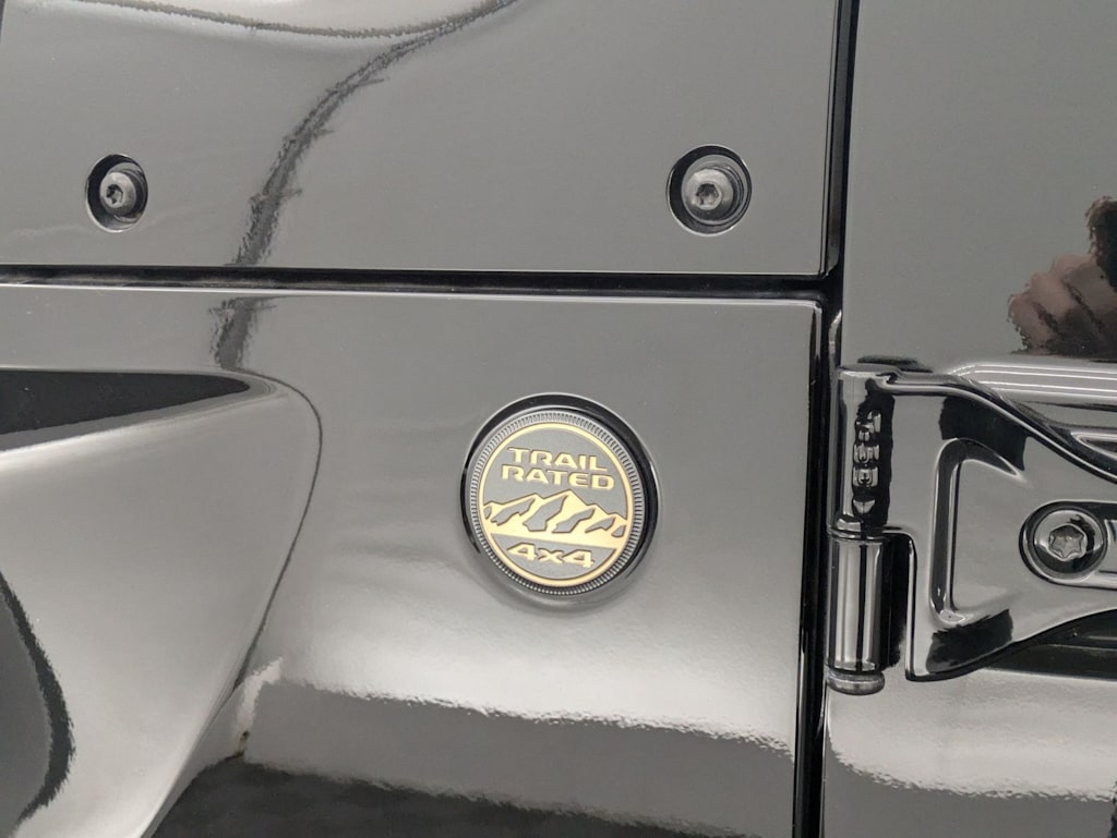 Thumbnail: 2024 Jeep Wrangler - 25