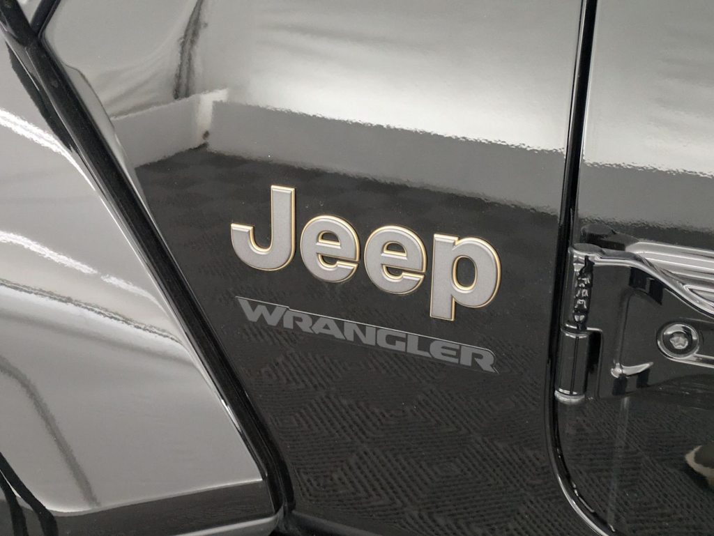 Thumbnail: 2024 Jeep Wrangler - 7