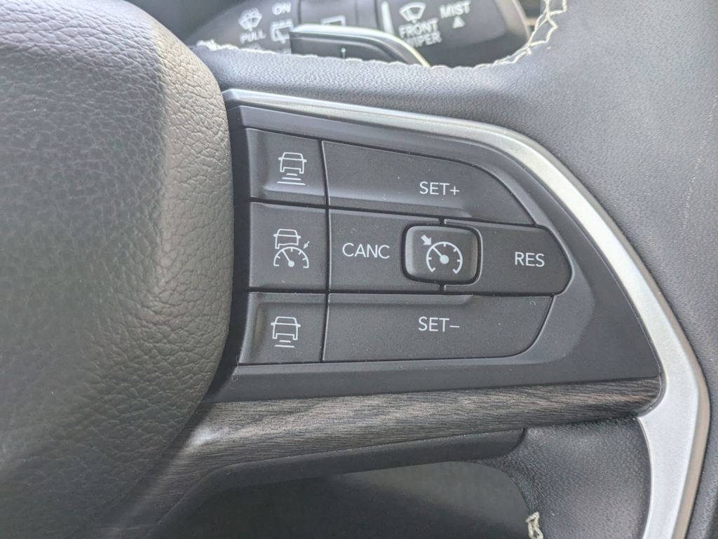 2024 Jeep Grand Cherokee 4xe 32