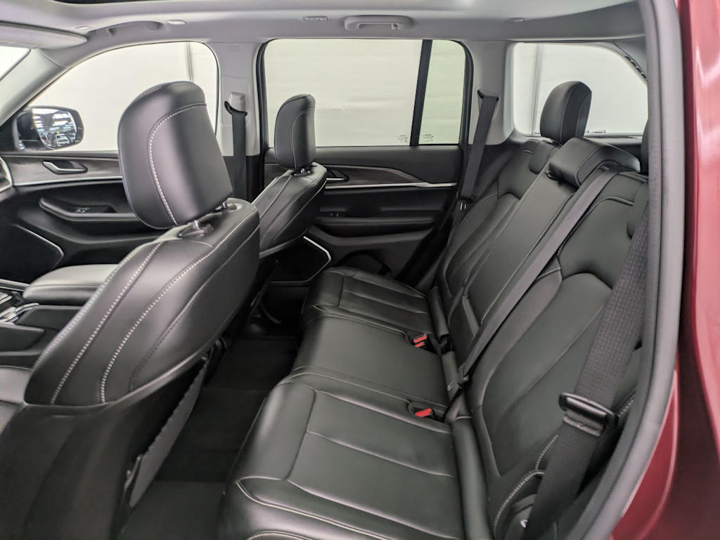 2023 Jeep Grand Cherokee 4xe 29