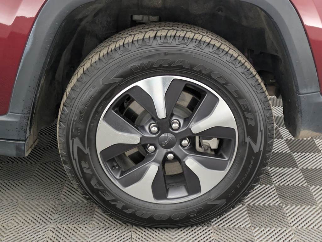 2023 Jeep Grand Cherokee 4xe 8