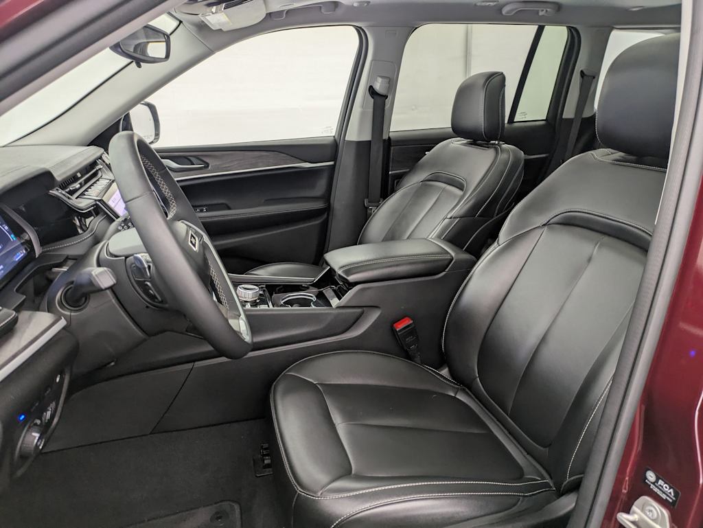 2023 Jeep Grand Cherokee 4xe 11