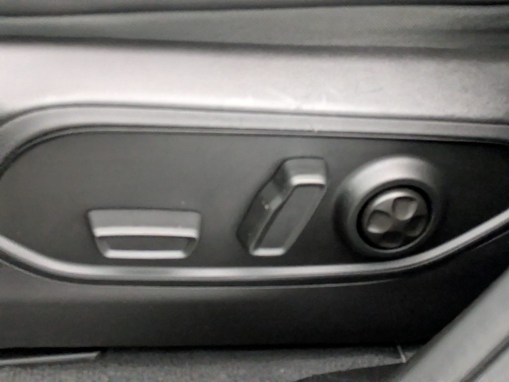 2023 Jeep Grand Cherokee 4xe 27