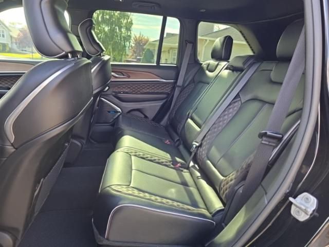 Thumbnail: 2022 Jeep Grand Cherokee - 6