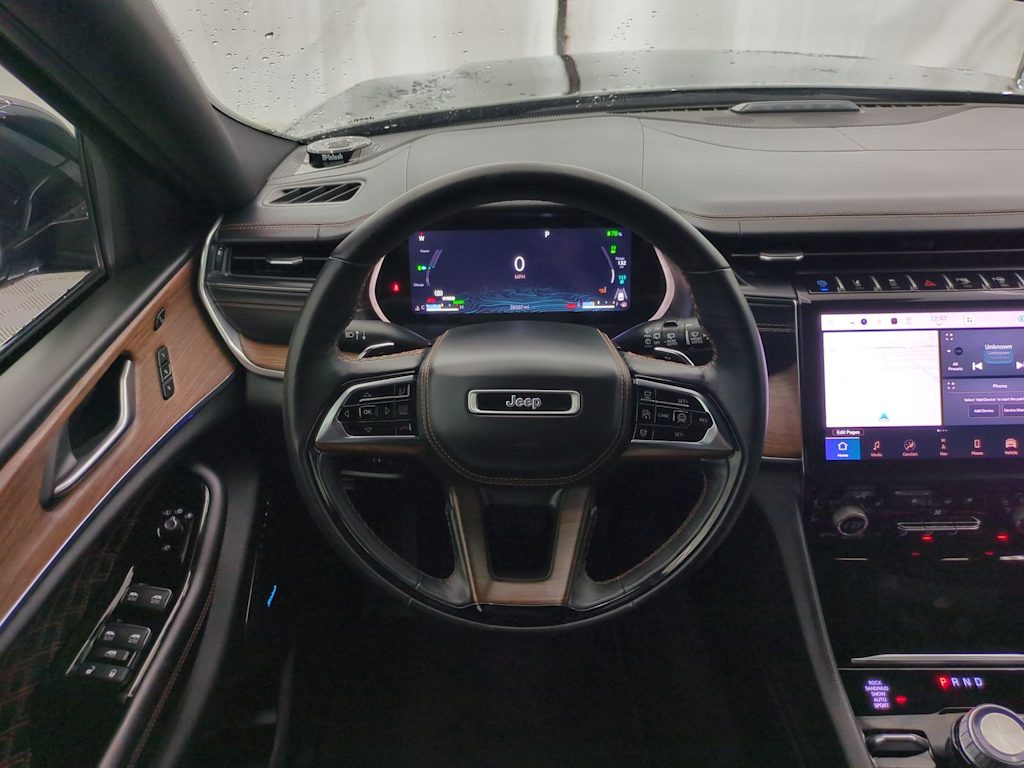 Thumbnail: 2022 Jeep Grand Cherokee - 13