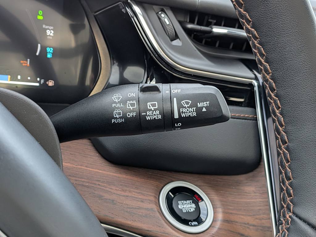 Thumbnail: 2023 Jeep Grand Cherokee - 33