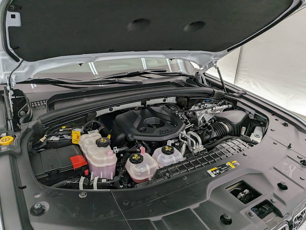 Thumbnail: 2023 Jeep Grand Cherokee - 9