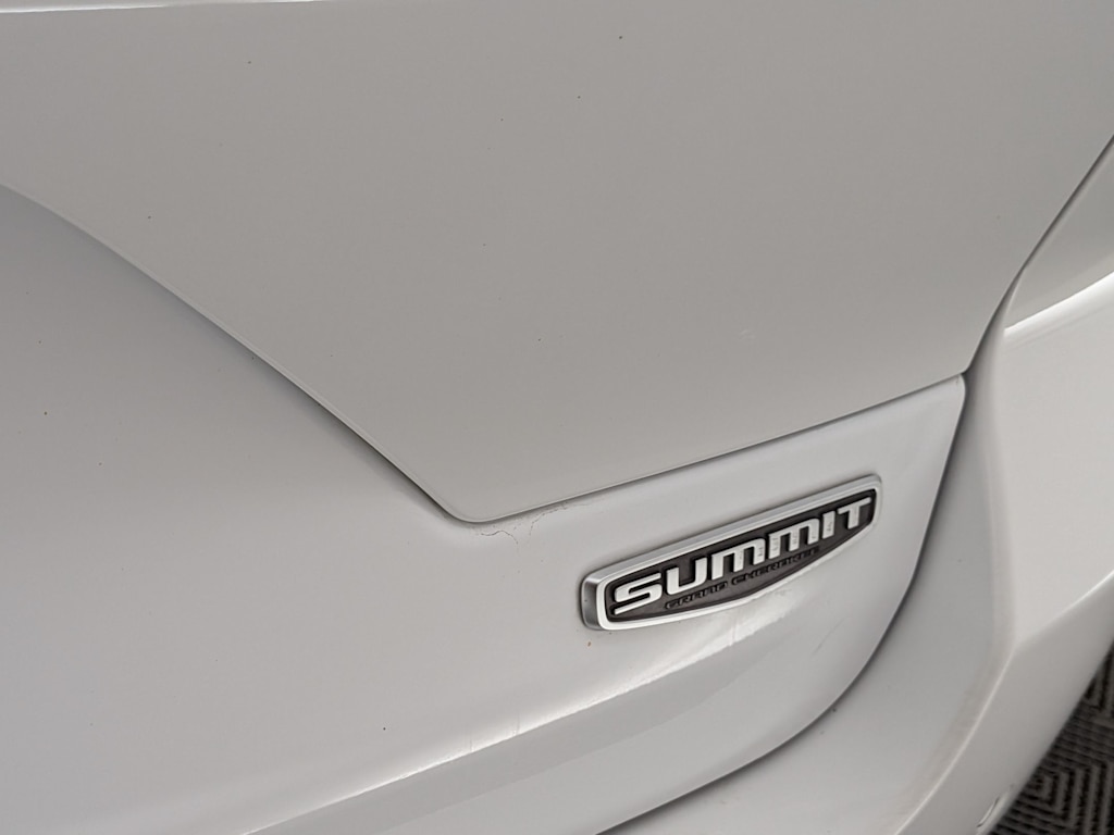 Thumbnail: 2023 Jeep Grand Cherokee - 25