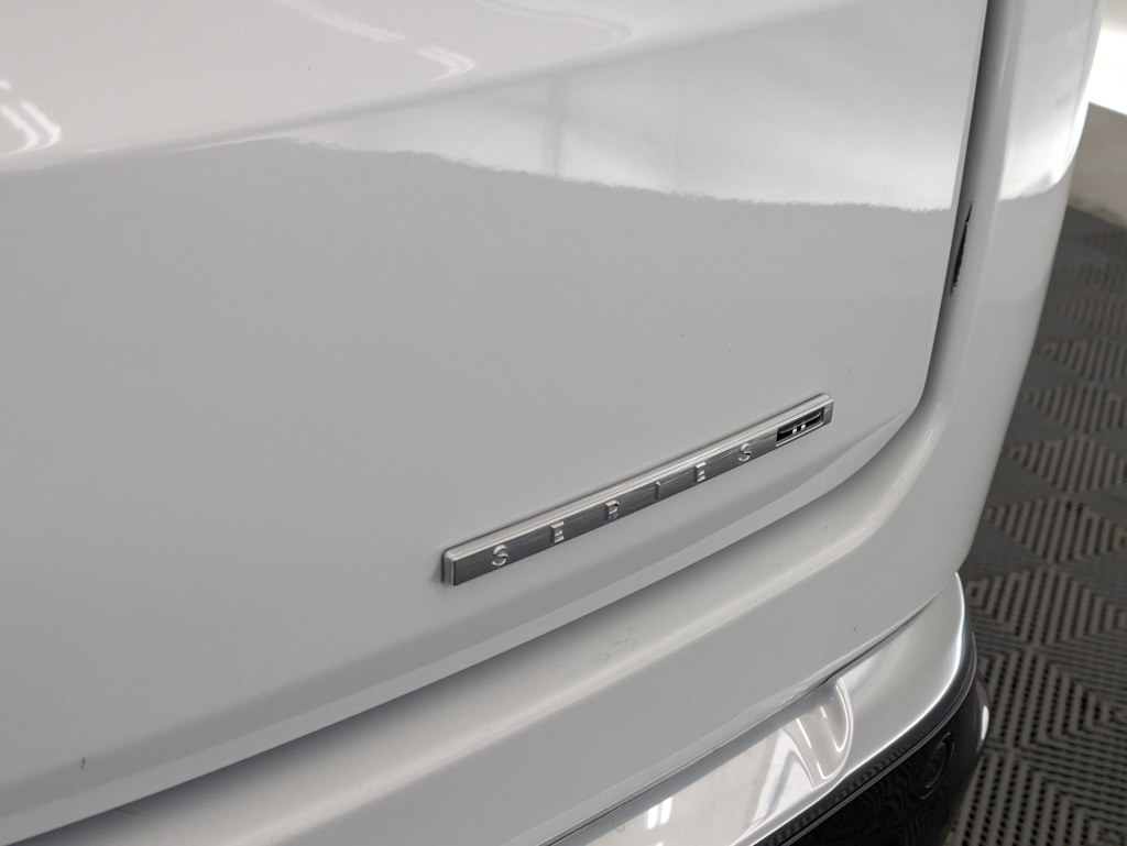 2022 Jeep Grand Wagoneer Series II 24