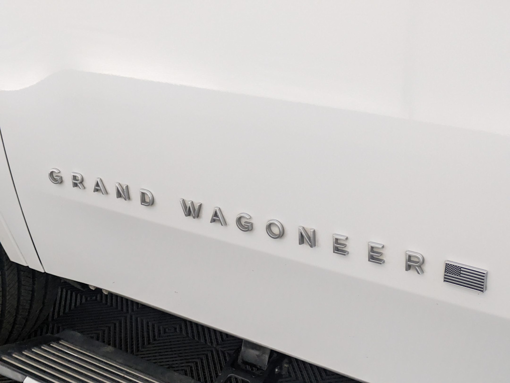 2022 Jeep Grand Wagoneer Series II 6
