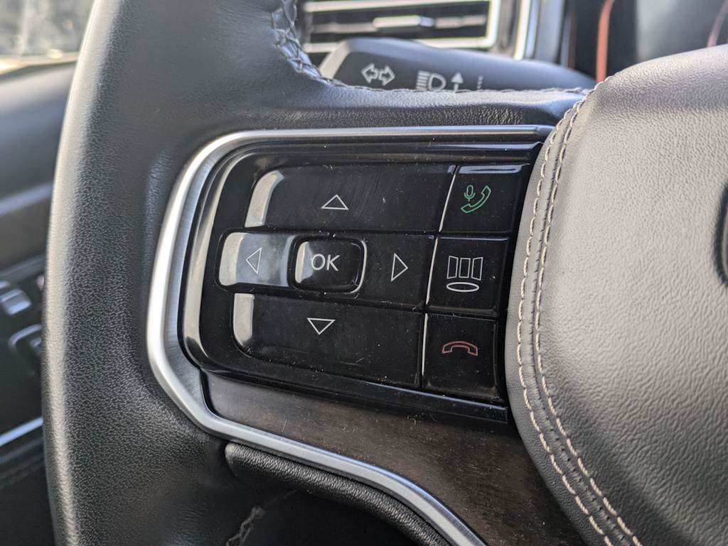 2022 Jeep Grand Wagoneer Series II 30