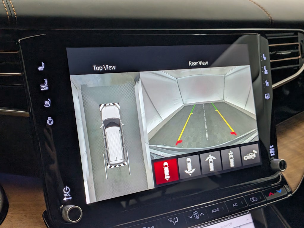 Thumbnail: 2024 Jeep Grand Wagoneer - 33