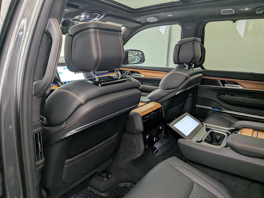 Thumbnail: 2024 Jeep Grand Wagoneer - 13