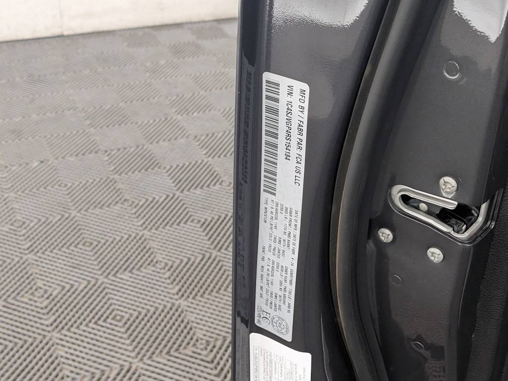 Thumbnail: 2024 Jeep Grand Wagoneer - 36