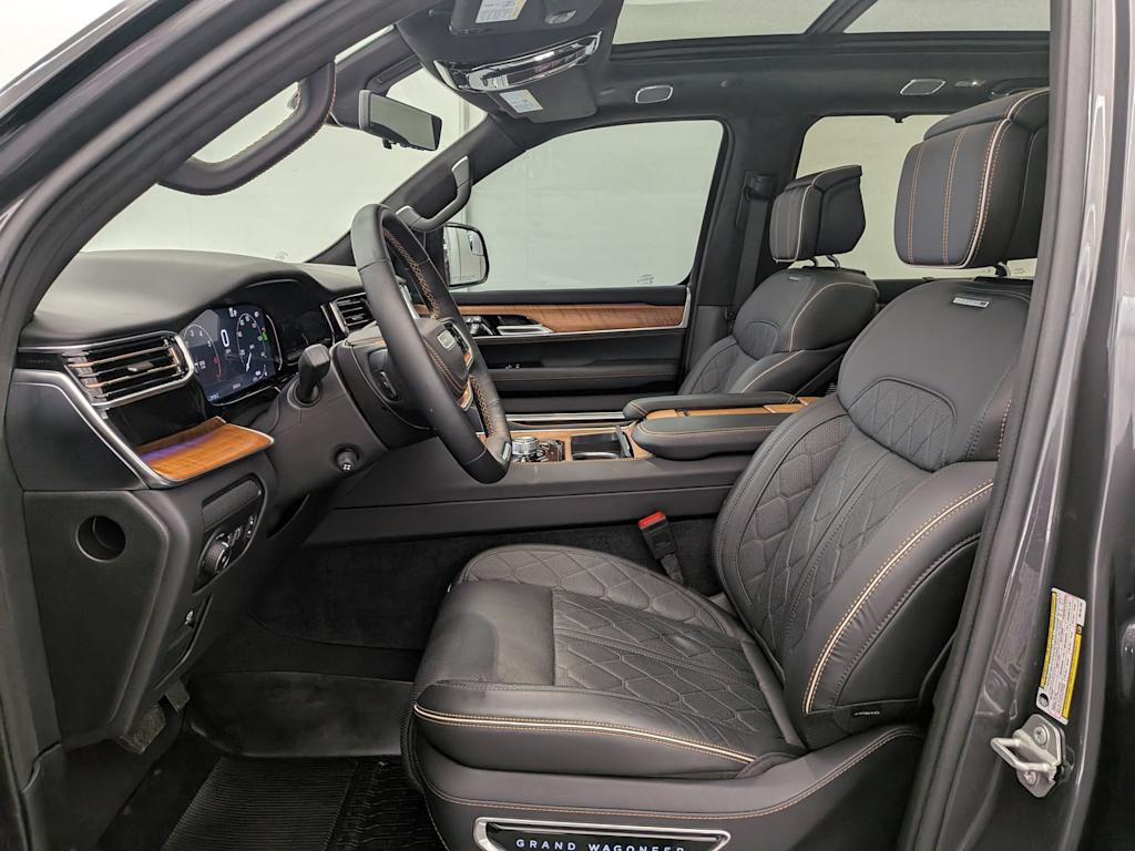 Thumbnail: 2024 Jeep Grand Wagoneer - 11