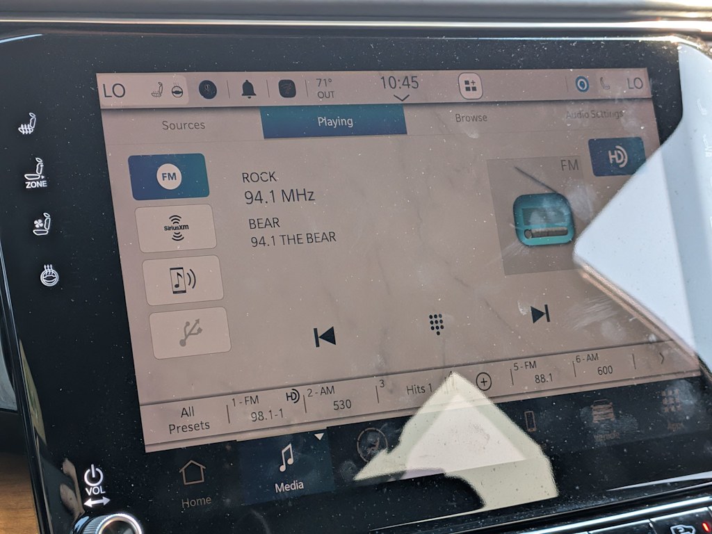 Thumbnail: 2023 Jeep Grand Wagoneer - 34