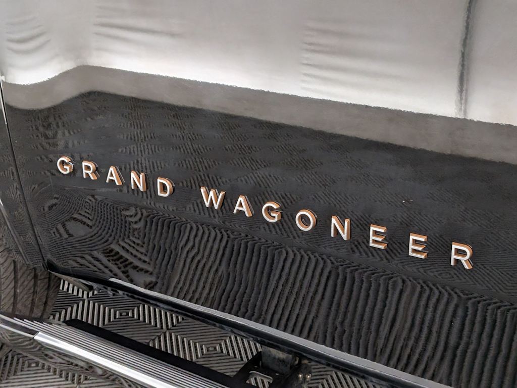 Thumbnail: 2023 Jeep Grand Wagoneer - 6