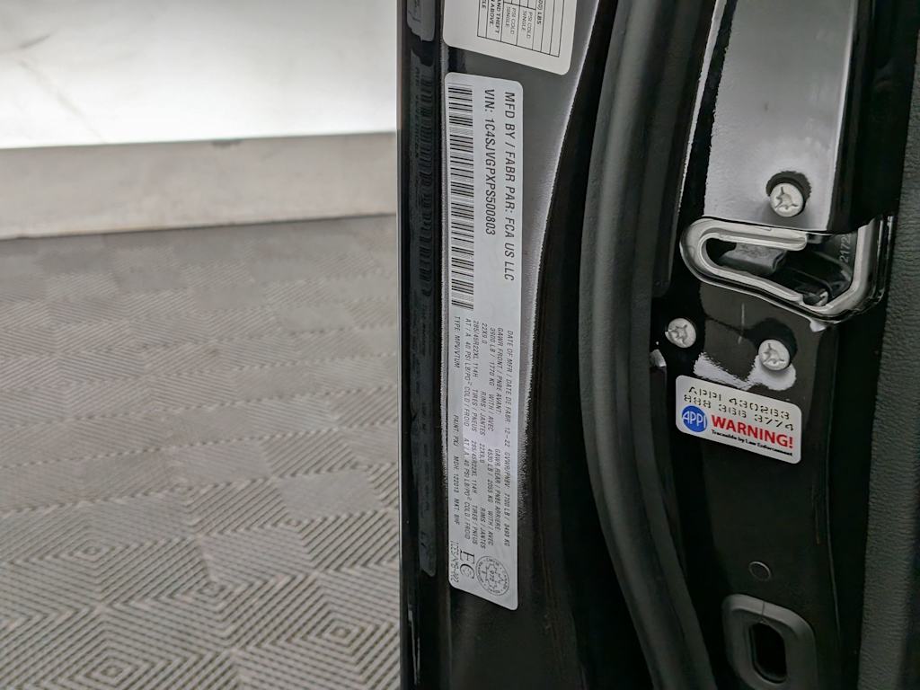 Thumbnail: 2023 Jeep Grand Wagoneer - 36