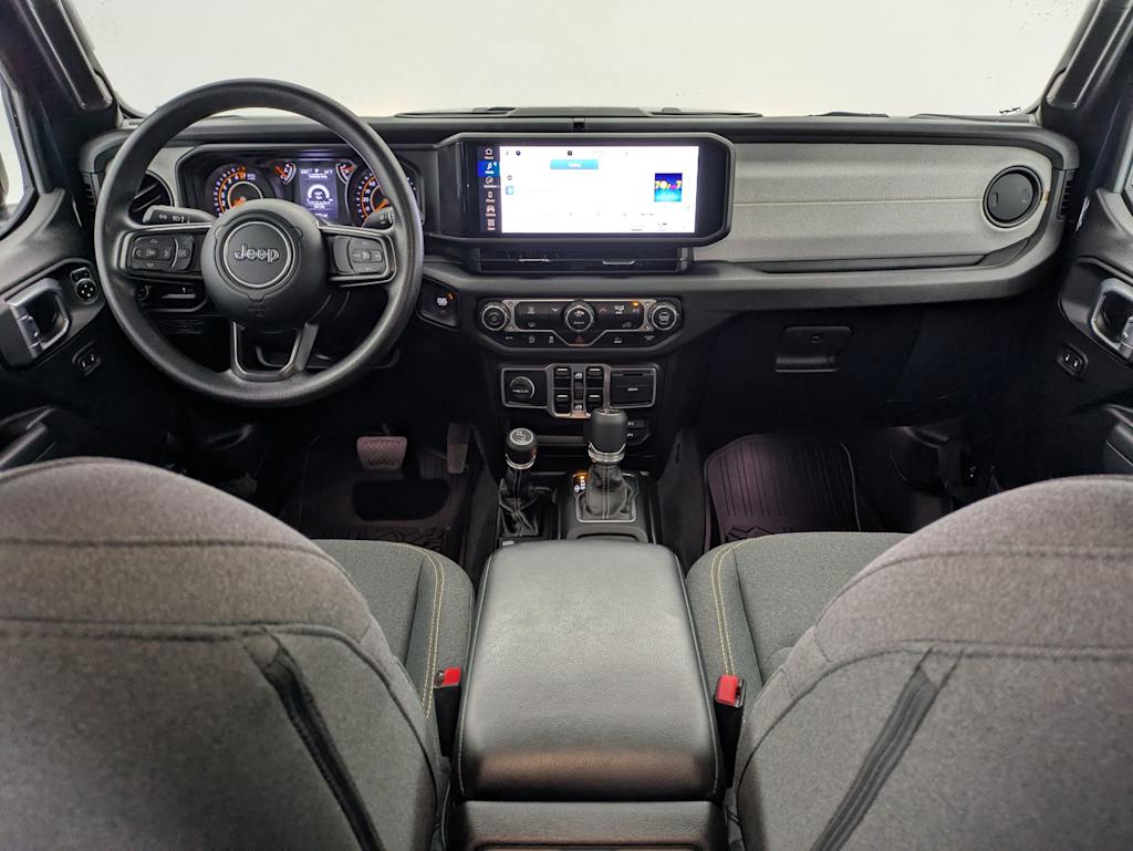 Thumbnail: 2025 Jeep Gladiator - 10