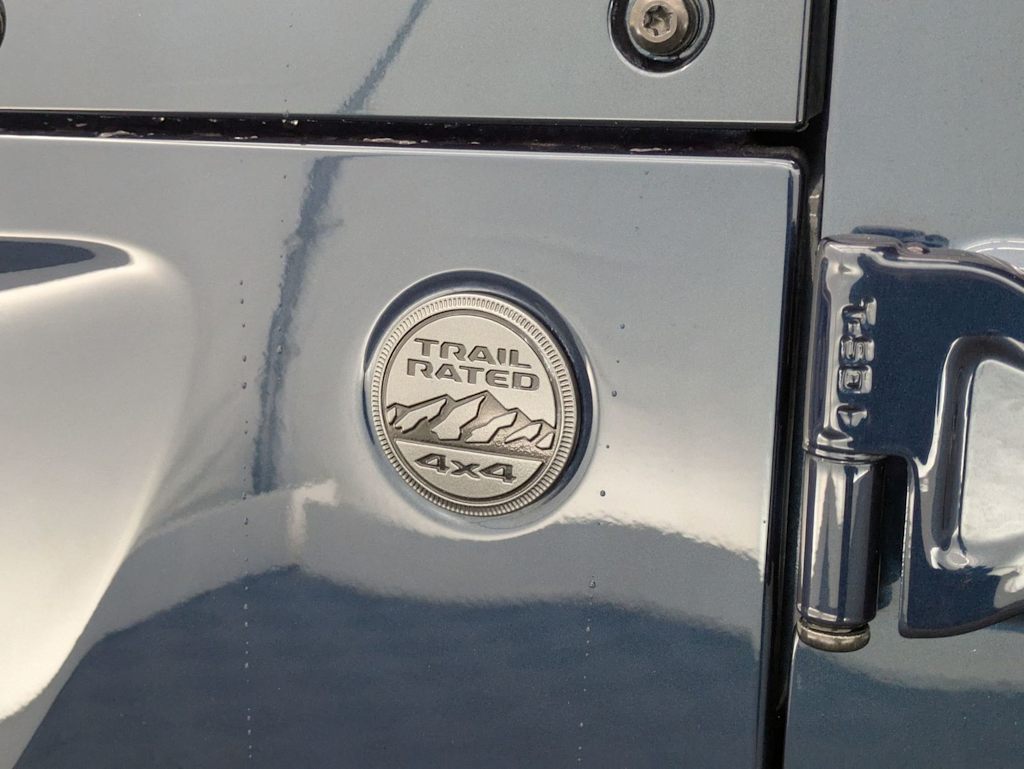 Thumbnail: 2025 Jeep Gladiator - 25