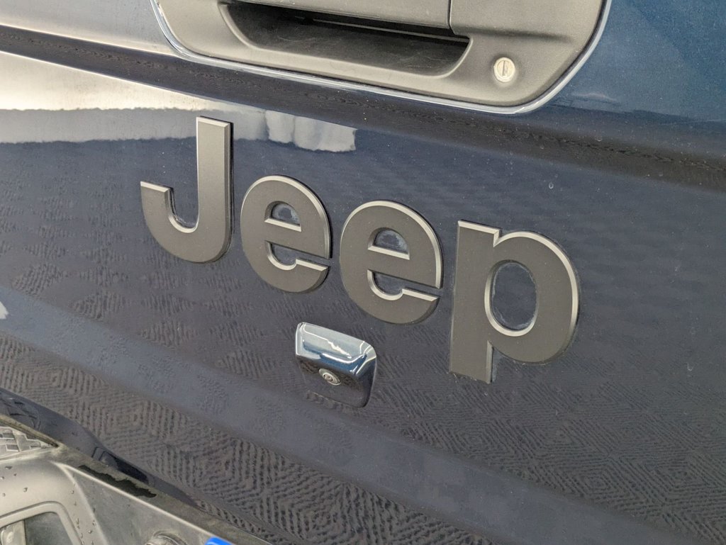 Thumbnail: 2025 Jeep Gladiator - 26