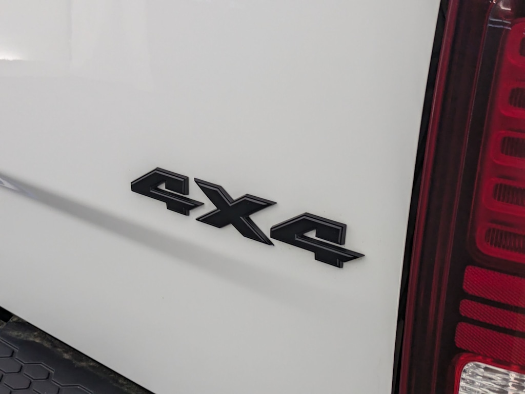Thumbnail: 2021 RAM 1500 - 25
