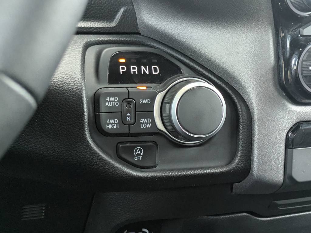 Thumbnail: 2025 RAM 1500 - 35