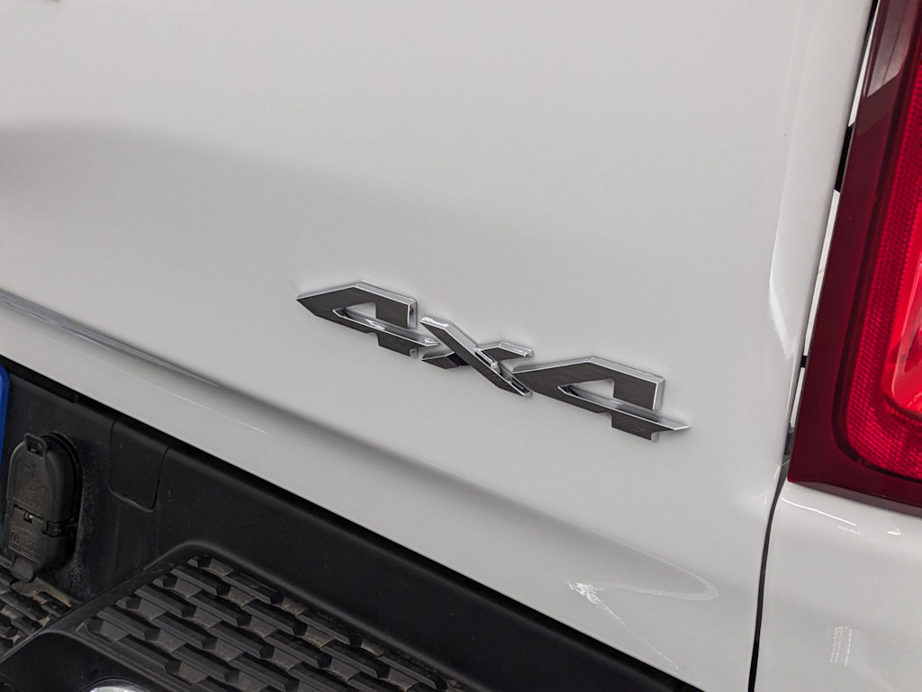 Thumbnail: 2025 RAM 1500 - 24