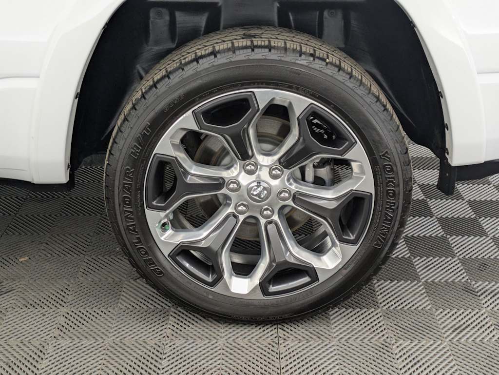 2022 RAM 1500 Limited 8