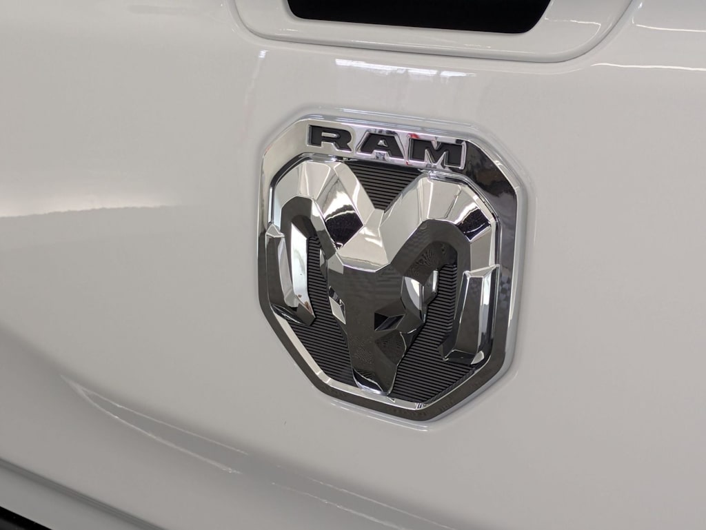 Thumbnail: 2020 RAM 1500 - 26