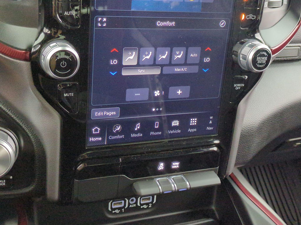 Thumbnail: 2024 RAM 1500 - 33