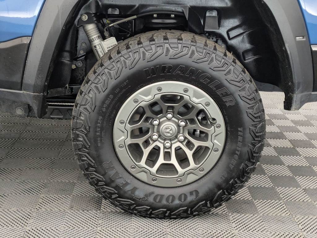 Thumbnail: 2024 RAM 1500 - 8