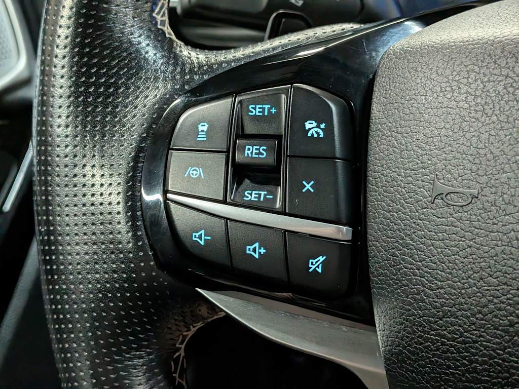 Thumbnail: 2021 Ford Explorer - 29